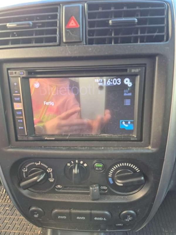 Gebraucht Suzuki Jimny Comfort 86 PS (63 kW) 2017 Grau SUV