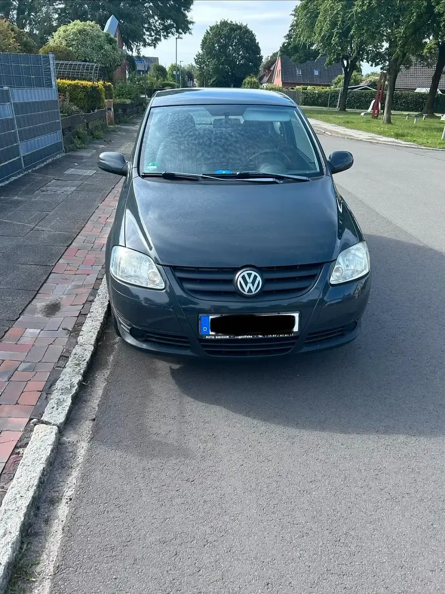 Gebraucht VW Fox 55 PS (40 kW) 2006 Grau Kleinwagen