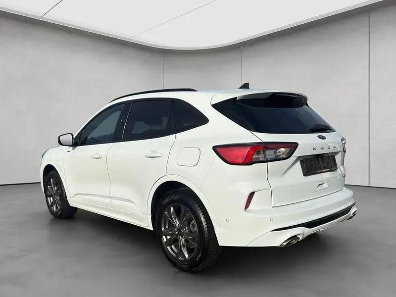 Gebraucht Ford Kuga ST-Line 224 PS (164 kW) 2022 Frozen white SUV