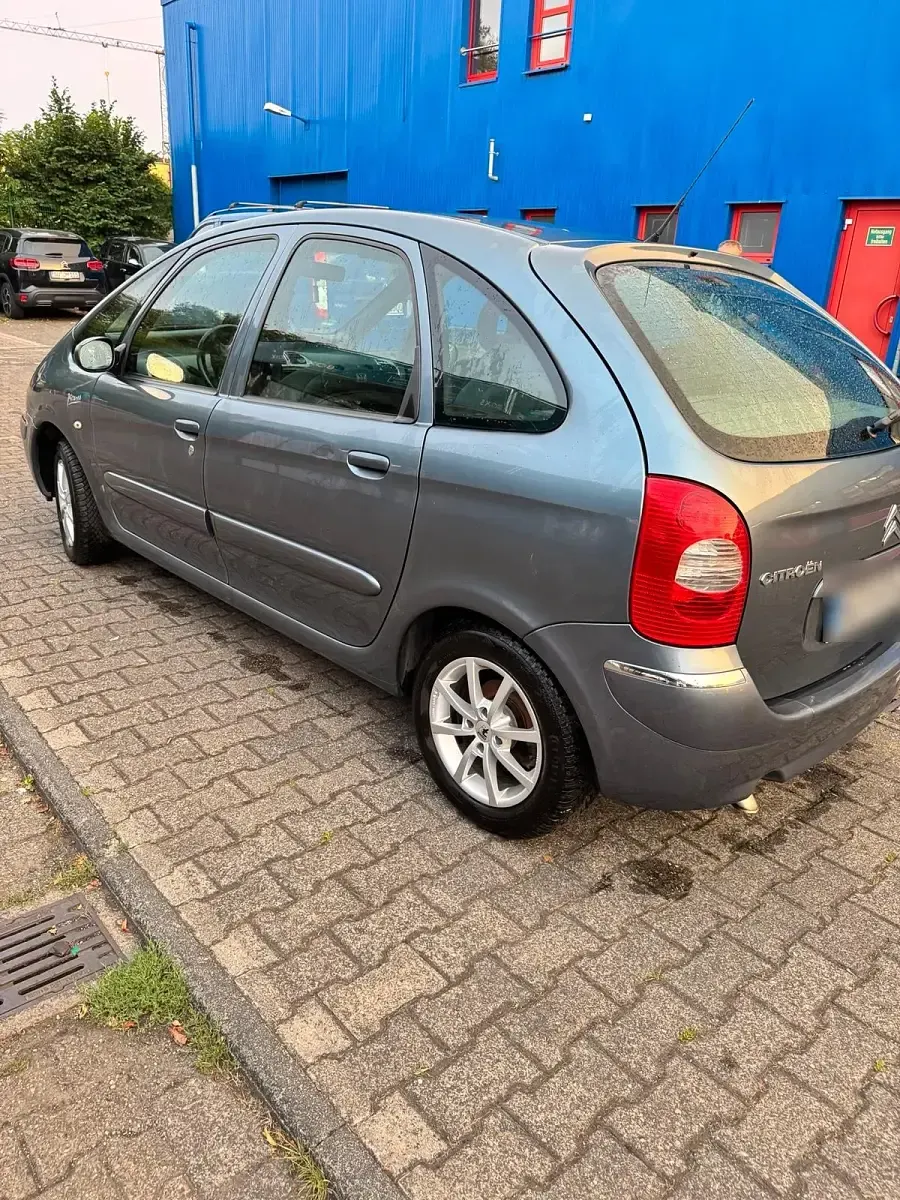 Gebraucht Citroën Xsara Picasso 2010 Blau Van / Kleinbus