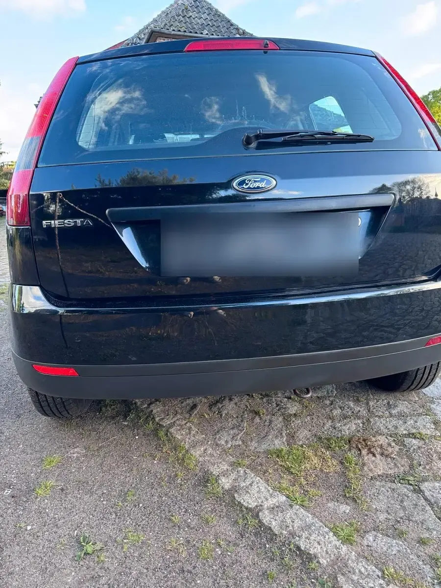 Gebraucht Ford Fiesta 100 PS (73 kW) 2005 Schwarz Kleinwagen