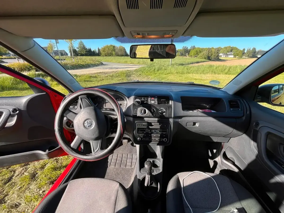 Gebraucht Skoda Fabia 86 PS (63 kW) 2013 Rot Kleinwagen