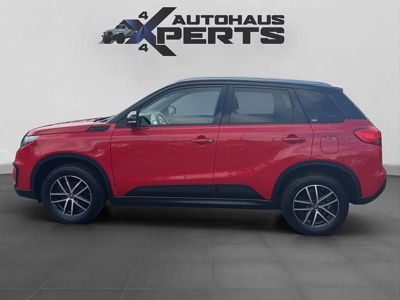 Gebraucht Suzuki Vitara Comfort+ 120 PS (88 kW) 2016 Rot SUV