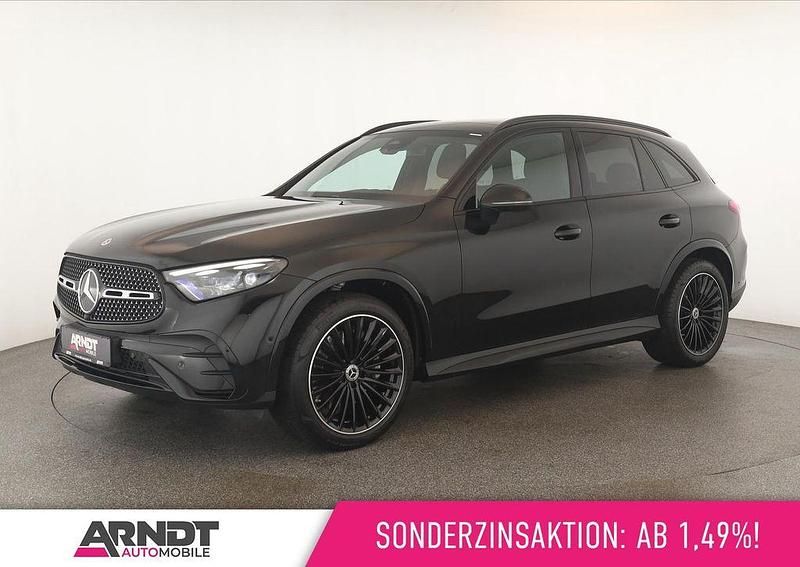 Schwarz Gebraucht 2023 Mercedes GLC300 Advanced SUV | 51.984 € (Guter Preis) - Bild 1/4