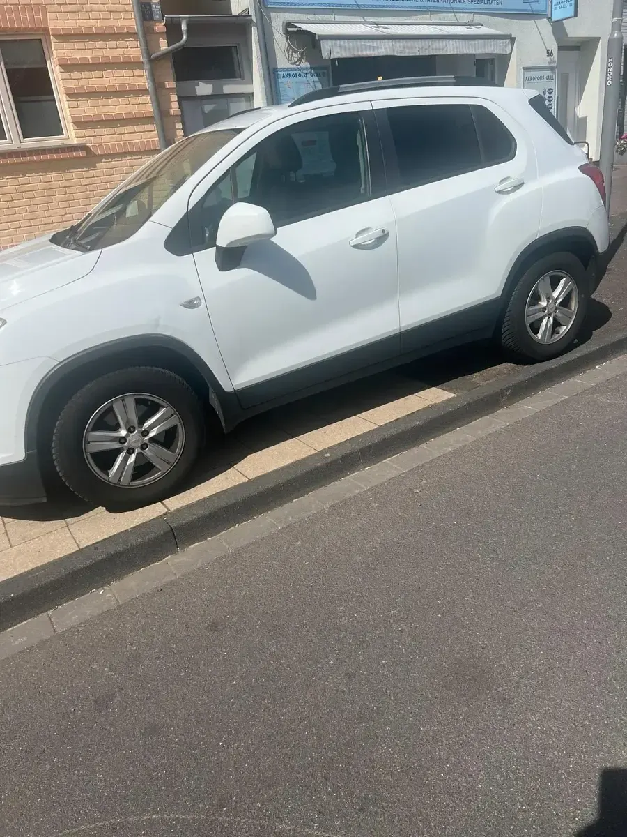 Gebraucht Chevrolet Trax 136 PS (100 kW) 2013 Weiß SUV