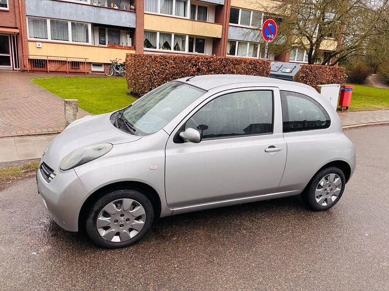 Gebraucht Nissan Micra Acenta 65 PS (47 kW) 2005 Silber Limousine