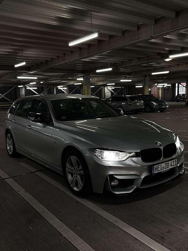 Grau Gebraucht 2015 BMW 320 Sport Line Kombi | 13.000 € (Fairer Preis) - Bild 1/4