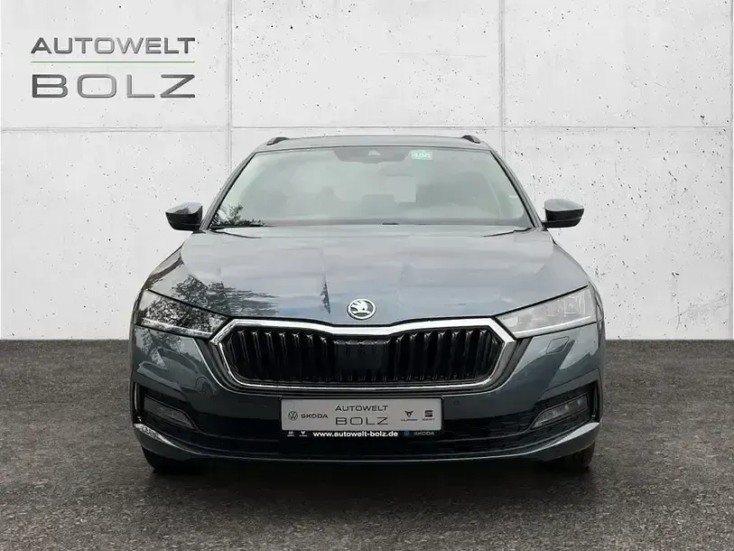 Gebraucht Skoda Octavia Clever 150 PS (110 kW) 2021 Grau Kombi