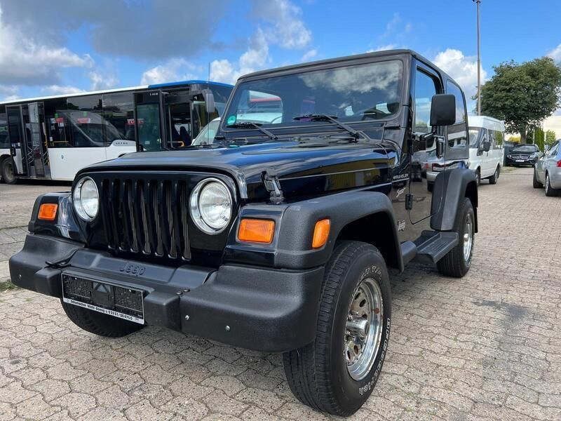 Schwarz Gebraucht 2000 Jeep Wrangler SUV | 9.890 € (Guter Preis) - Bild 1/4