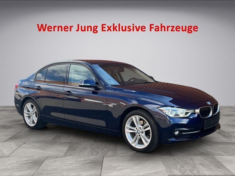 Gebraucht BMW 320 Sport Line 190 PS (139 kW) 2016 Blau Limousine
