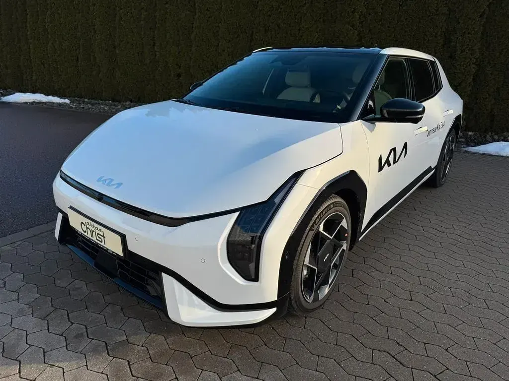 Gebraucht Kia EV4 GT-Line 150 kW (204 PS) 2025 Deluxeweiß metallic Limousine