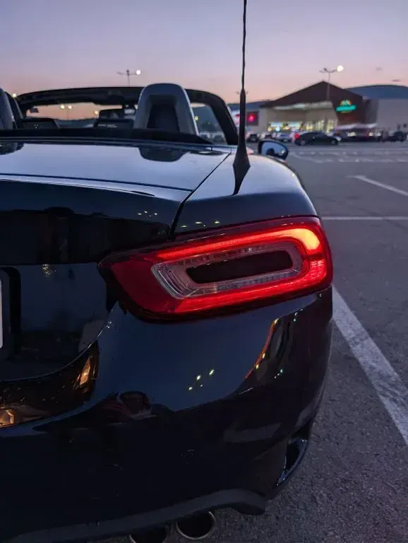 Brugt Abarth 124 Spider 170 HK (125 kW) 2017 Sort Cabriolet