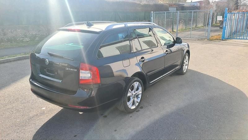 Gebraucht Skoda Octavia 150 PS (110 kW) 2010 Schwarz Kombi