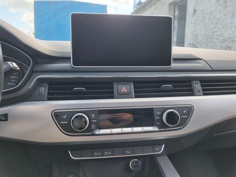 Gebraucht Audi A4 Design 150 PS (110 kW) 2018 Schwarz Kombi