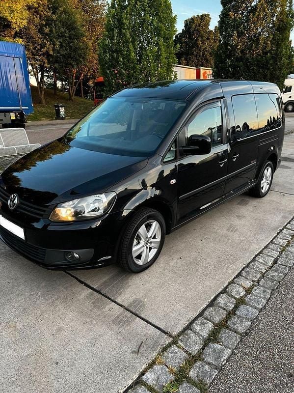 Gebraucht VW Caddy Edition 102 PS (75 kW) 2012 Schwarz Van / Kleinbus
