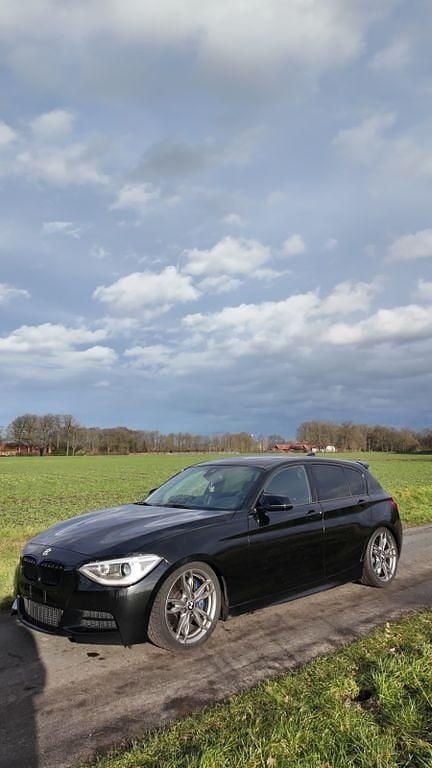 Gebraucht BMW M135 M Performance 320 PS (235 kW) 2014 Schwarz Kleinwagen