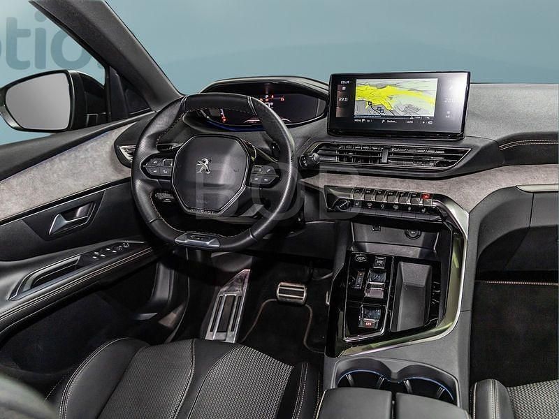 Gebraucht Peugeot 5008 131 PS (96 kW) 2024 Schwarz SUV