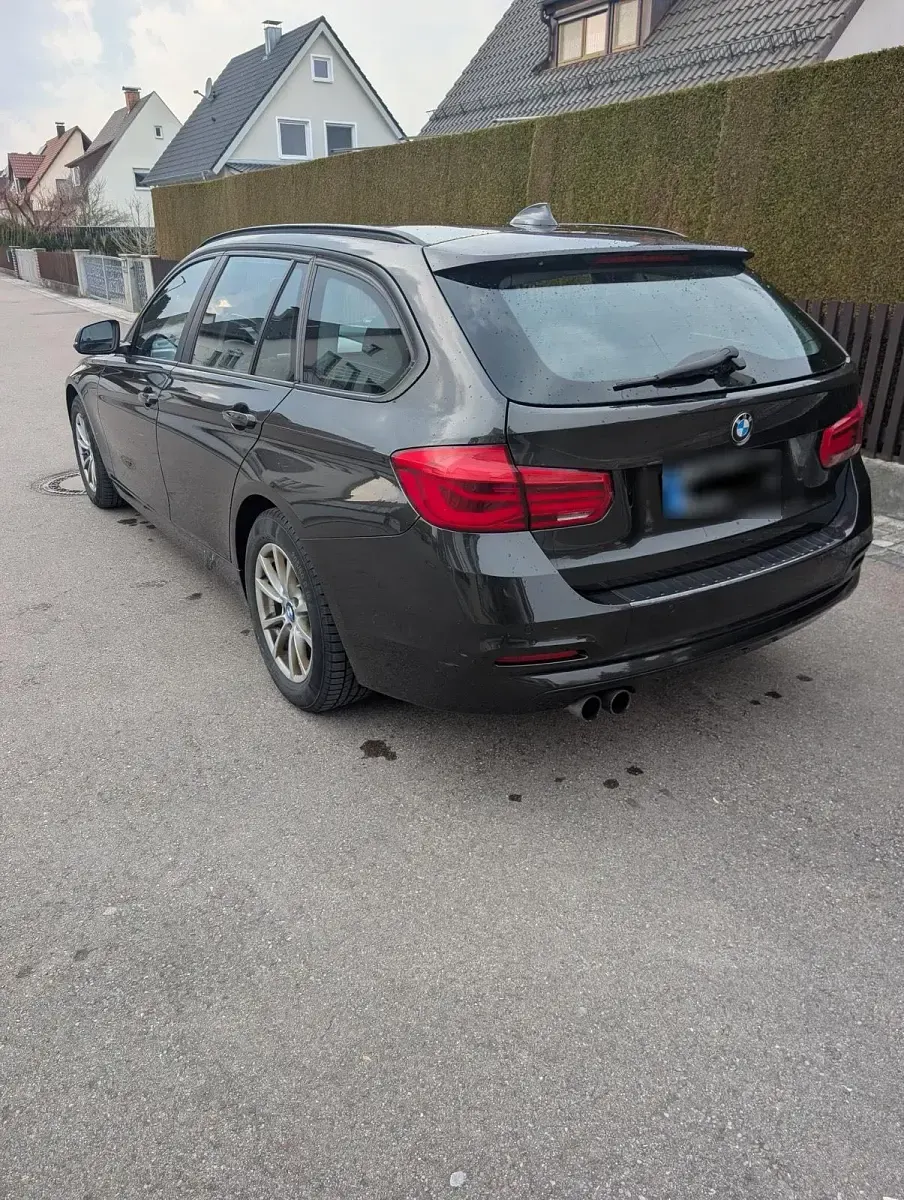 Gebraucht BMW 320 190 PS (139 kW) 2016 Braun Kombi
