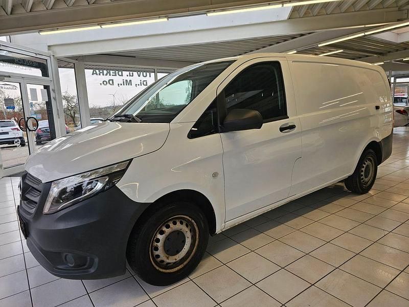 Gebraucht Mercedes Vito 163 PS (119 kW) 2019 Weiß Van