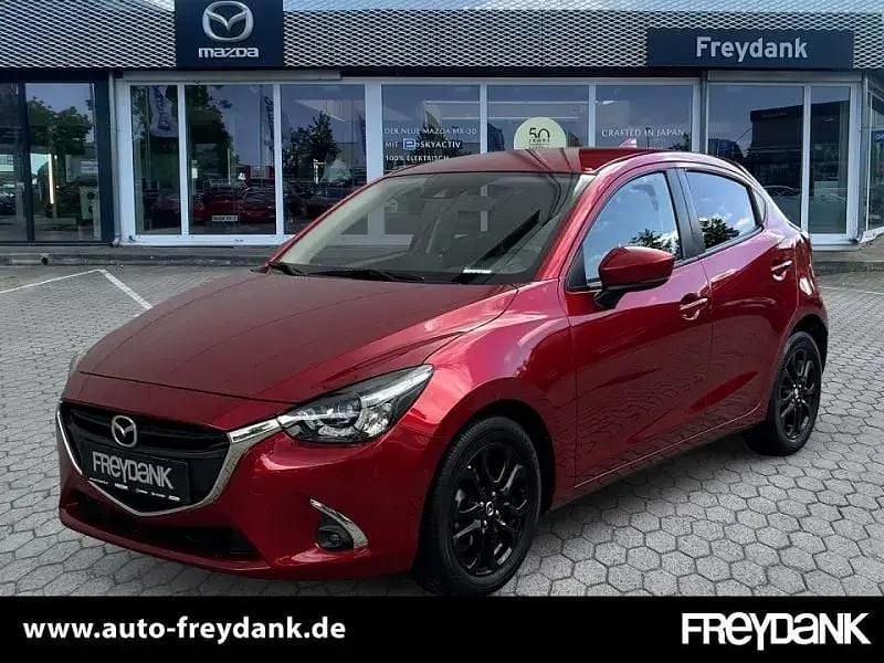 Magmarot metallic Gebraucht 2019 Mazda 2 Kizoku Kleinwagen | 13.990 € (Fairer Preis) - Bild 1/4