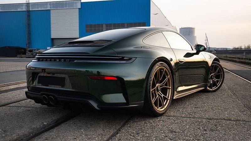 Gebraucht Porsche 992 510 PS (375 kW) 2025 Grün