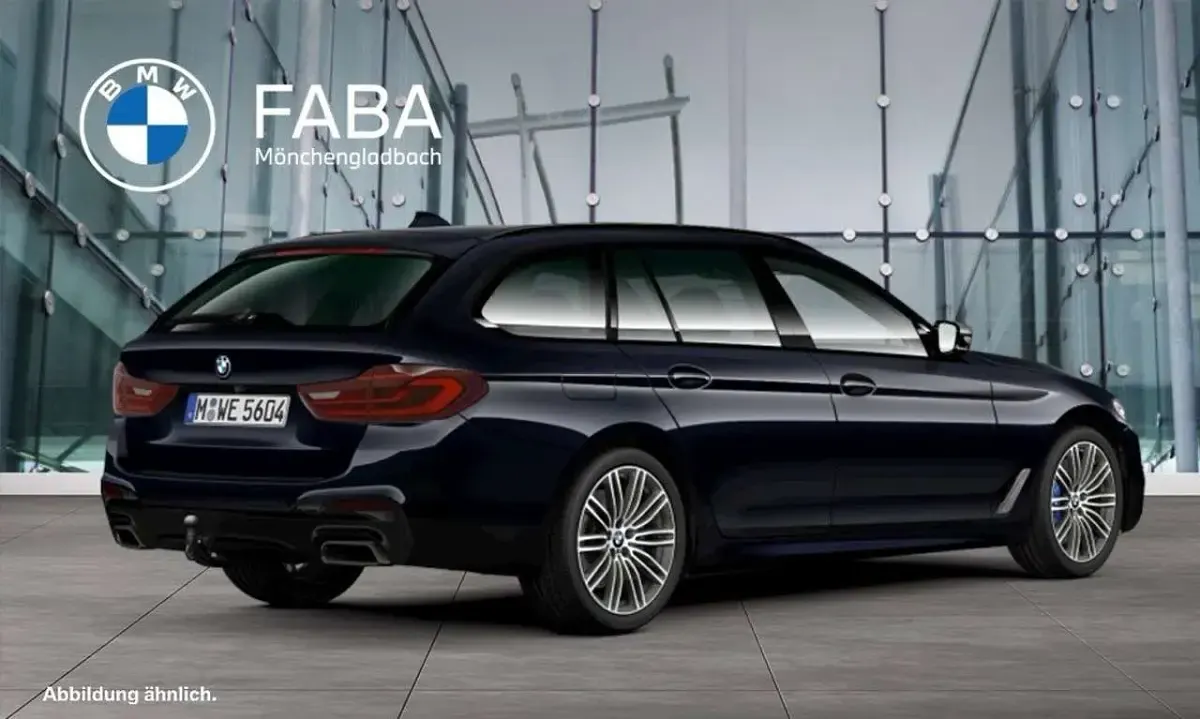 Gebraucht BMW 550 400 PS (294 kW) 2019 Carbonschwarz Kombi