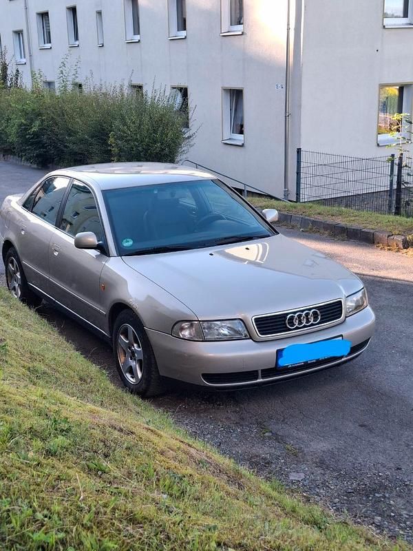 Gebraucht 1998 Audi A4 Limousine | 1.600 € (Fairer Preis) - Bild 1/4