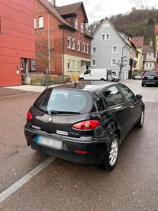 Gebraucht Alfa Romeo Giulietta 140 PS (102 kW) 2003 Schwarz Kleinwagen