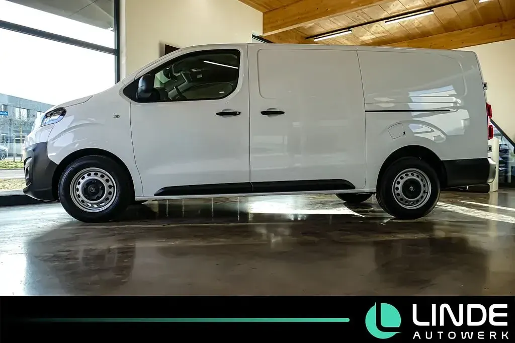 Gebraucht Citroën Jumpy 150 PS (110 kW) 2021 Lack weiss banquise/typ aussen Van / Kleinbus