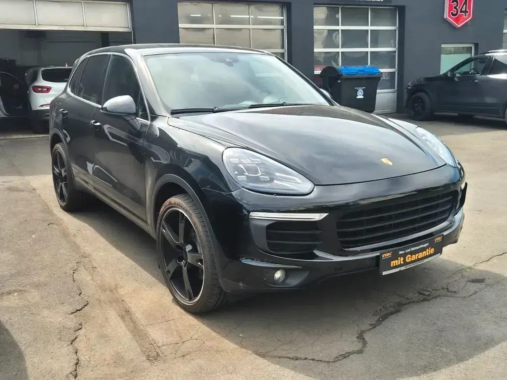 Gebraucht Porsche Cayenne Basis 299 PS (219 kW) 2016 Schwarz SUV