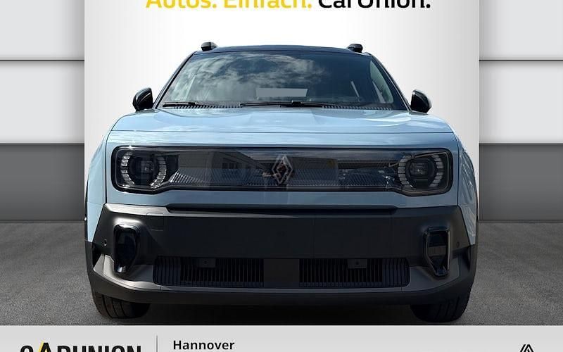 Gebraucht Renault 4 E-Tech Komfort 110 kW (150 PS) 2025 Kumulusblau, black pearlschw SUV