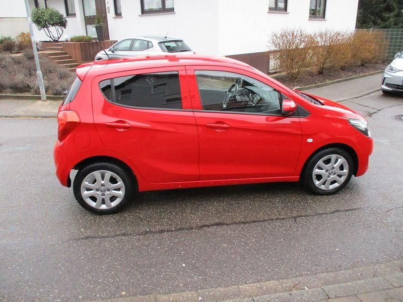 Gebraucht Opel Karl Innovation 75 PS (55 kW) 2016 Rot Kleinwagen