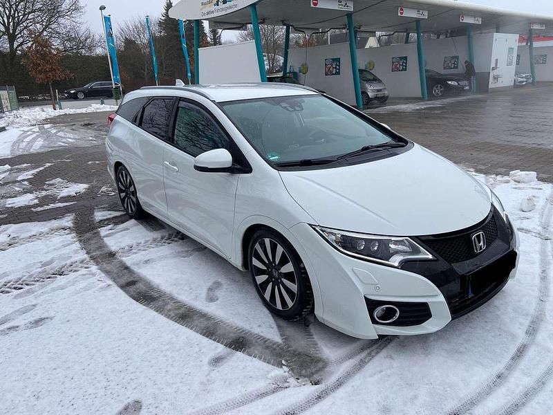 Gebraucht Honda Civic Lifestyle 120 PS (88 kW) 2016 Weiß Kombi