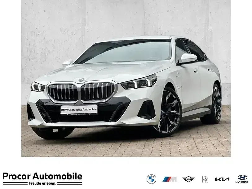 Second-hand BMW 550e Comfort Edition 489 CP (359 kW) 2025 Berlinǎ