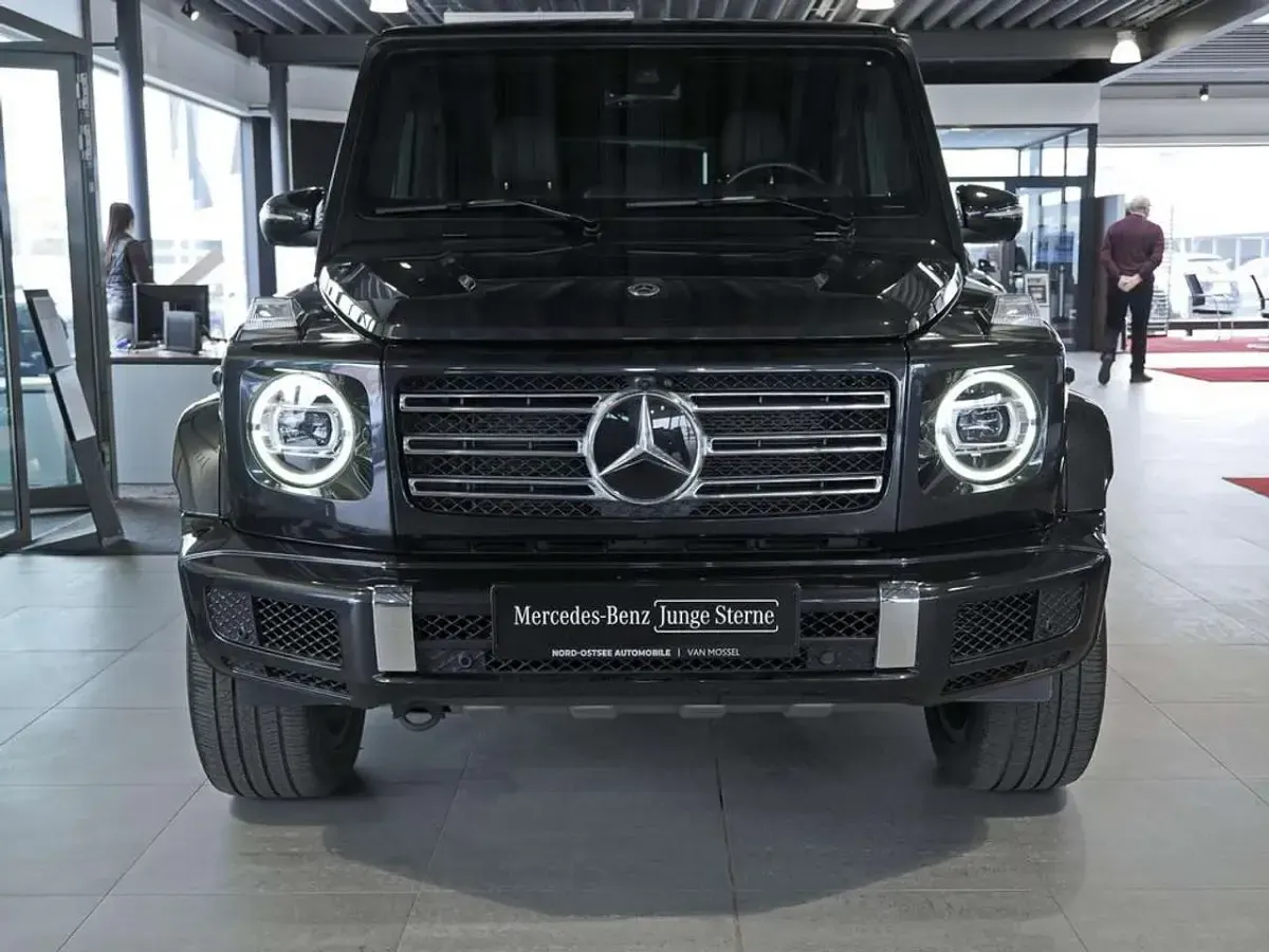 Gebraucht Mercedes G500 AMG 421 PS (309 kW) 2022 Magnetitschwarz metallic SUV