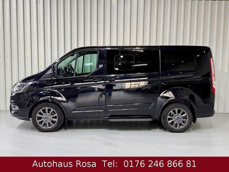 Gebraucht Ford Tourneo Titanium X 185 PS (136 kW) 2020 Schwarz Van / Kleinbus