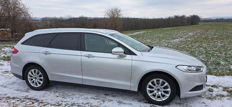 Gebraucht Ford Mondeo Trend 120 PS (88 kW) 2015 Silber Kombi
