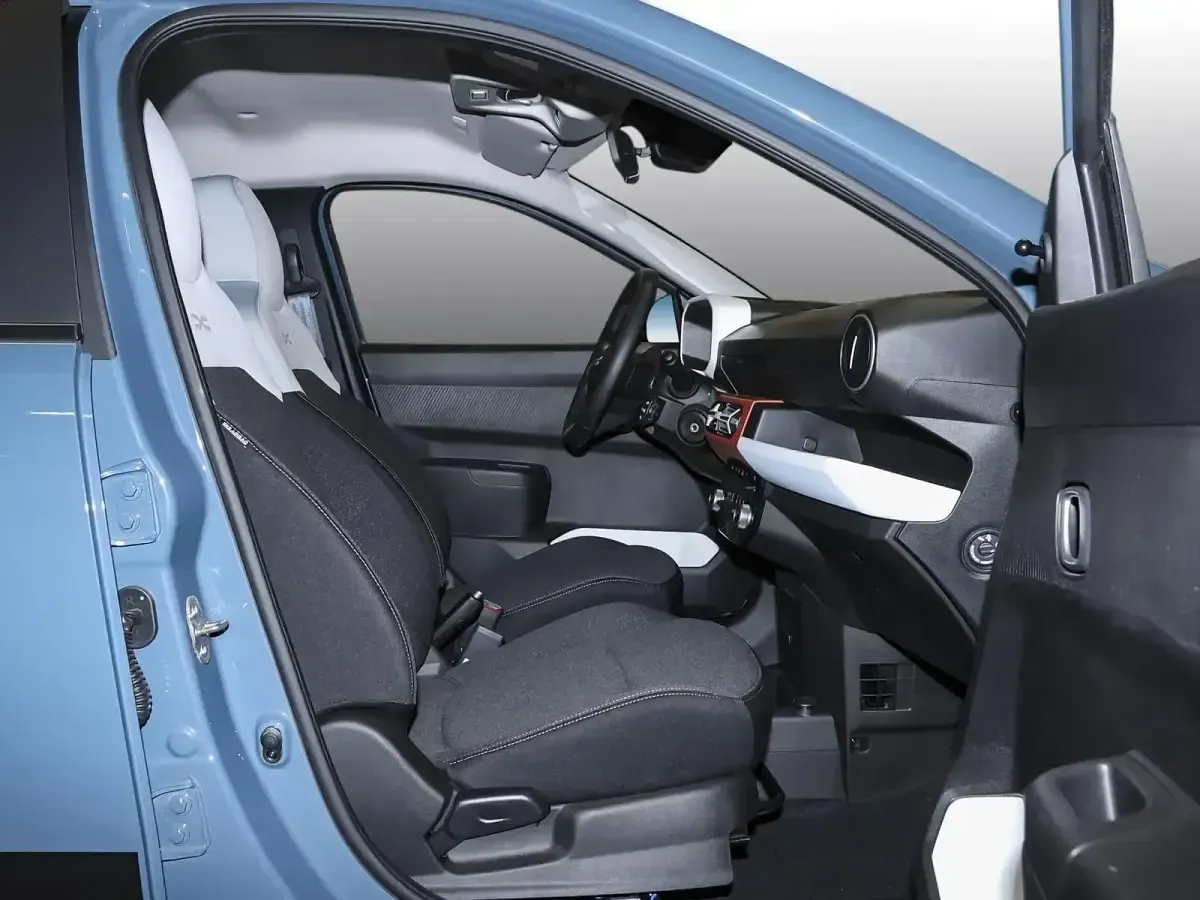 Gebraucht Dacia Spring Expression 47 kW (65 PS) 2025 Schieferblau Kleinwagen