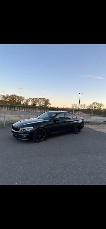 Usata BMW 520 Efficient Dynamics 190 CV (139 kW) 2017 Nero Berlina