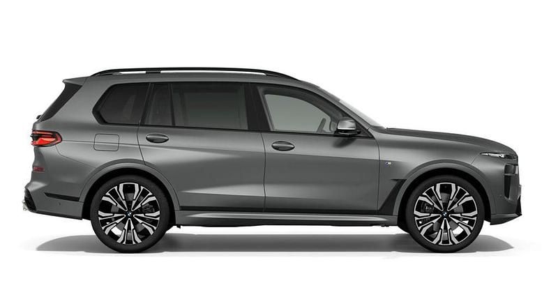 Neu BMW X7 Performance 352 PS (258 kW) 2026 Grau SUV