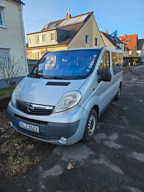 Silber Gebraucht 2008 Opel Vivaro Van / Kleinbus | 6.000 € (Fairer Preis) - Bild 1/4