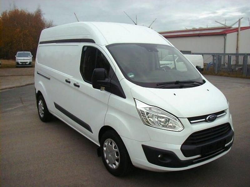 Frozen white Gebraucht 2018 Ford Transit Custom Trend Van / Kleinbus | 18.493 € (Superpreis) - Bild 1/4