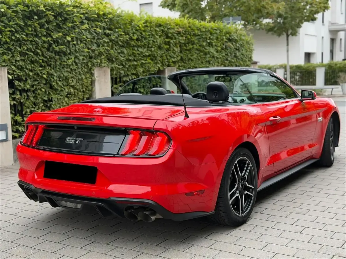 Gebraucht Ford Mustang GT Premium 466 PS (342 kW) 2019 Rot Cabrio