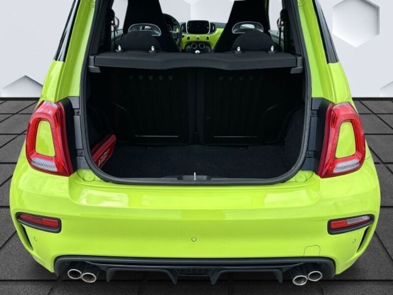 Gebraucht Abarth 595 Pista 160 PS (117 kW) 2019 Adrenalin grün) (gruen Kleinwagen