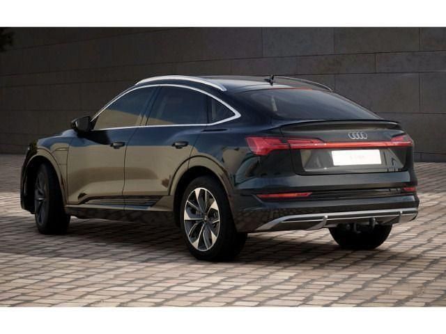Gebraucht Audi e-tron Sportback S-Line 300 kW (408 PS) 2023 Schwarz SUV