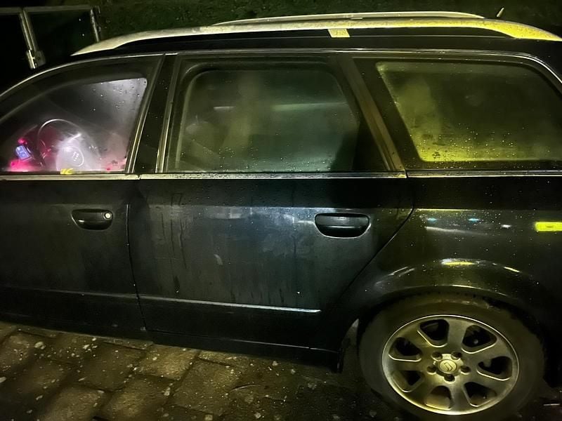 Gebraucht Audi A4 131 PS (96 kW) 2004 Blau Kombi