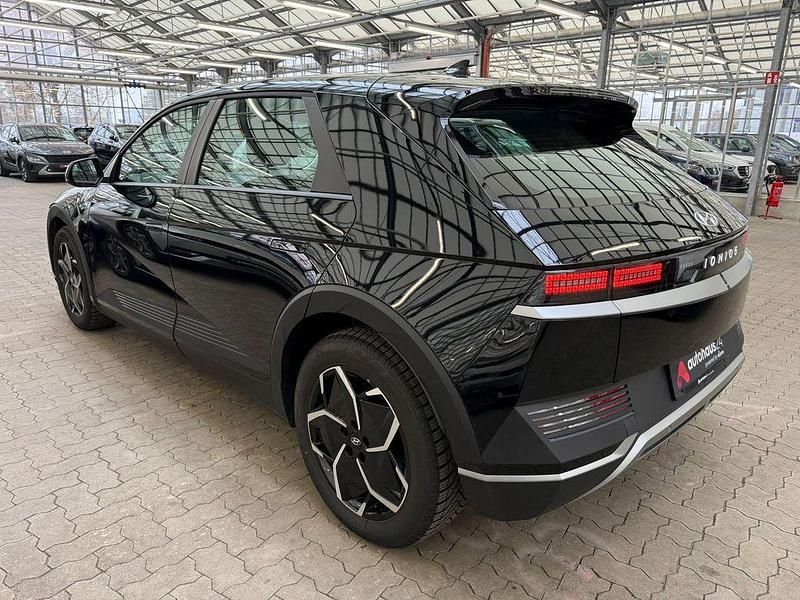 Gebraucht Hyundai Ioniq 125 kW (170 PS) 2023 Schwarz Kleinwagen