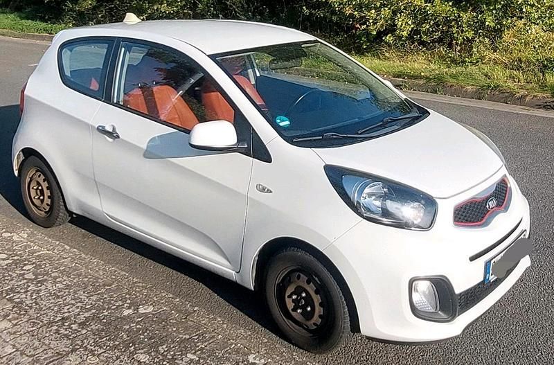 Gebraucht Kia Picanto 69 PS (50 kW) 2013 Weiß Kleinwagen
