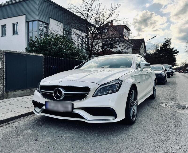 Weiß Gebraucht 2016 Mercedes CLS63 AMG AMG Kombi | 46.900 € (Superpreis) - Bild 1/3