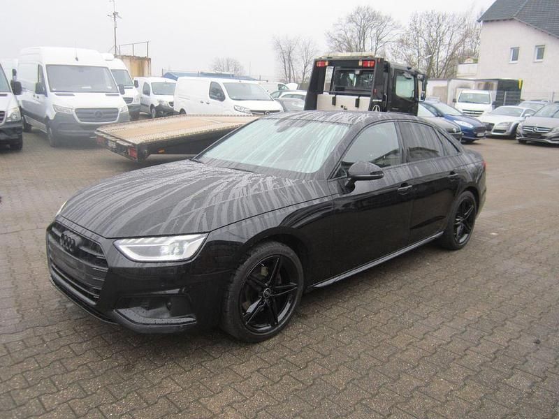Schwarz Gebraucht 2024 Audi A4 Advanced Limousine | 26.900 € (Guter Preis) - Bild 1/4
